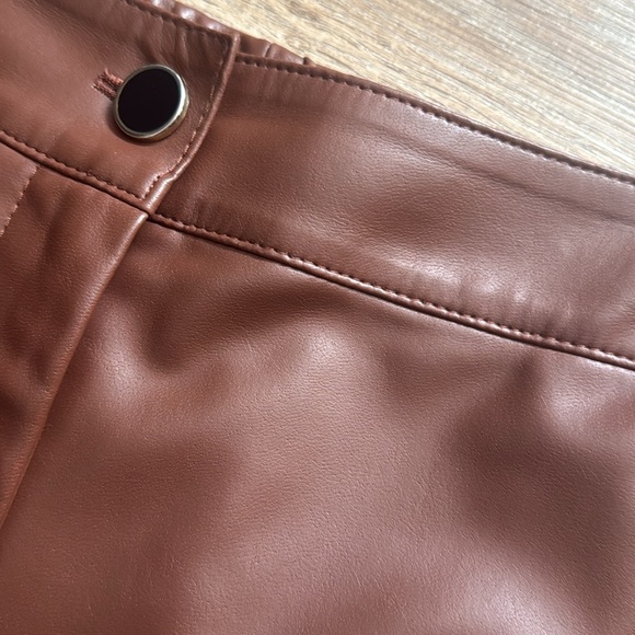 Marc Cain Faux Leather Pants - Picture 5 of 11